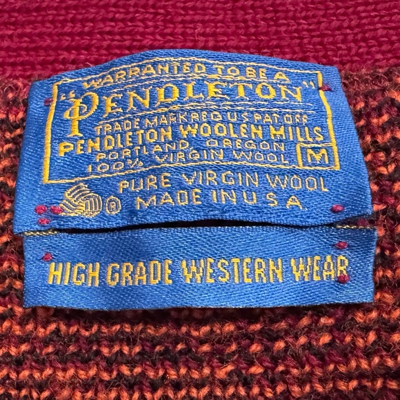 Pendleton Vintage Red Wool Cardigan Western Aztec Size Medium Sweater - Picture 3 of 14